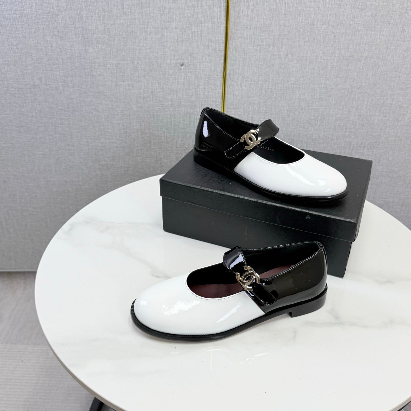 Chanel 2026 Ballet Flat Glossy Leather 904496