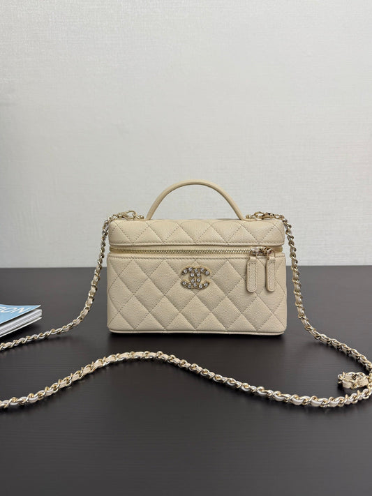 Chanel 2026 Vanity Bag 19cm Cream Calfskin