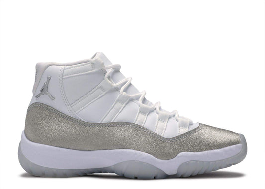 Air Jordan 11 Retro ‘Vast Grey’ Unfading Sneaker Sneakers - Retro Runner