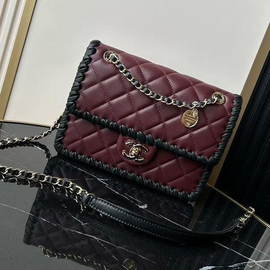 Chanel 2026 Flap 22cm Bag Lambskin 363907