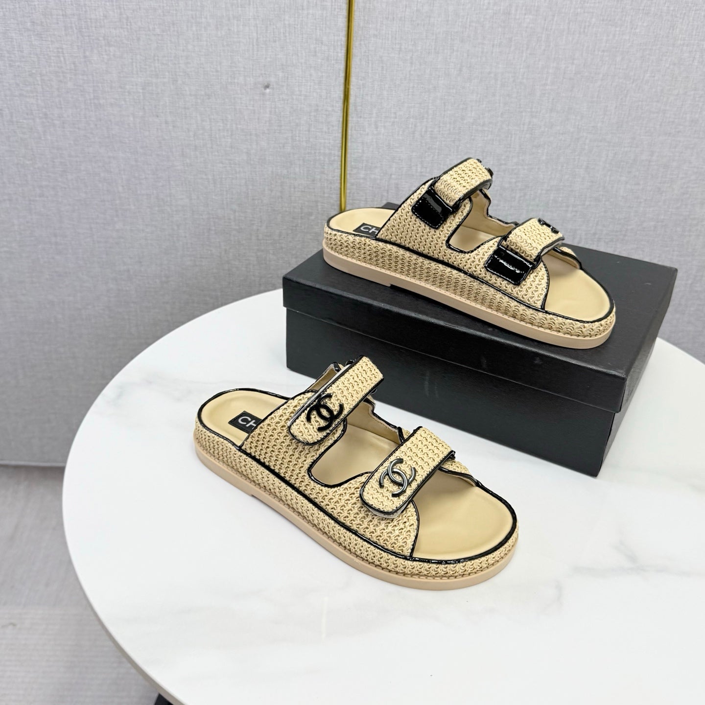 Chanel 2026 Slipper Woven Sheepskin 904539