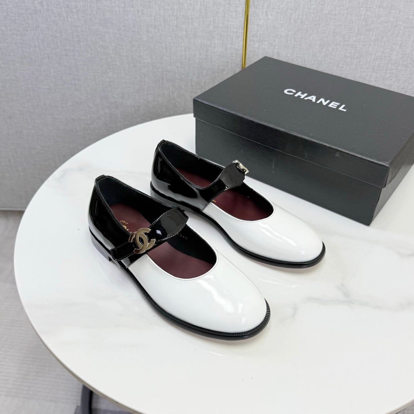 Chanel 2026 Ballet Flat Glossy Leather 904496