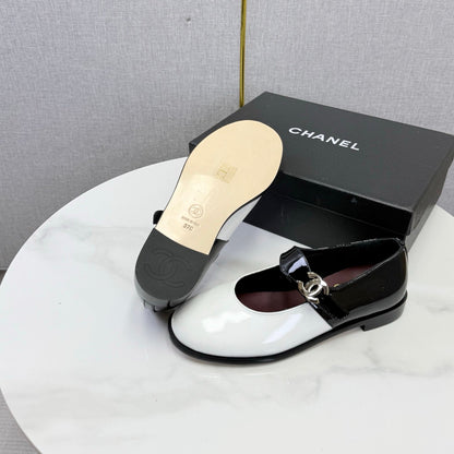 Chanel 2026 Ballet Flat Glossy Leather 904496