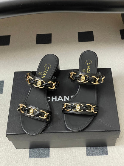 CC 26s Chunky Heels Sandals 55 Black Sheepskin 649471