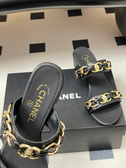 CC 26s Chunky Heels Sandals 55 Black Sheepskin 649471