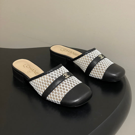 CC 26s High-Heeled Mules Black Cowhide 649467