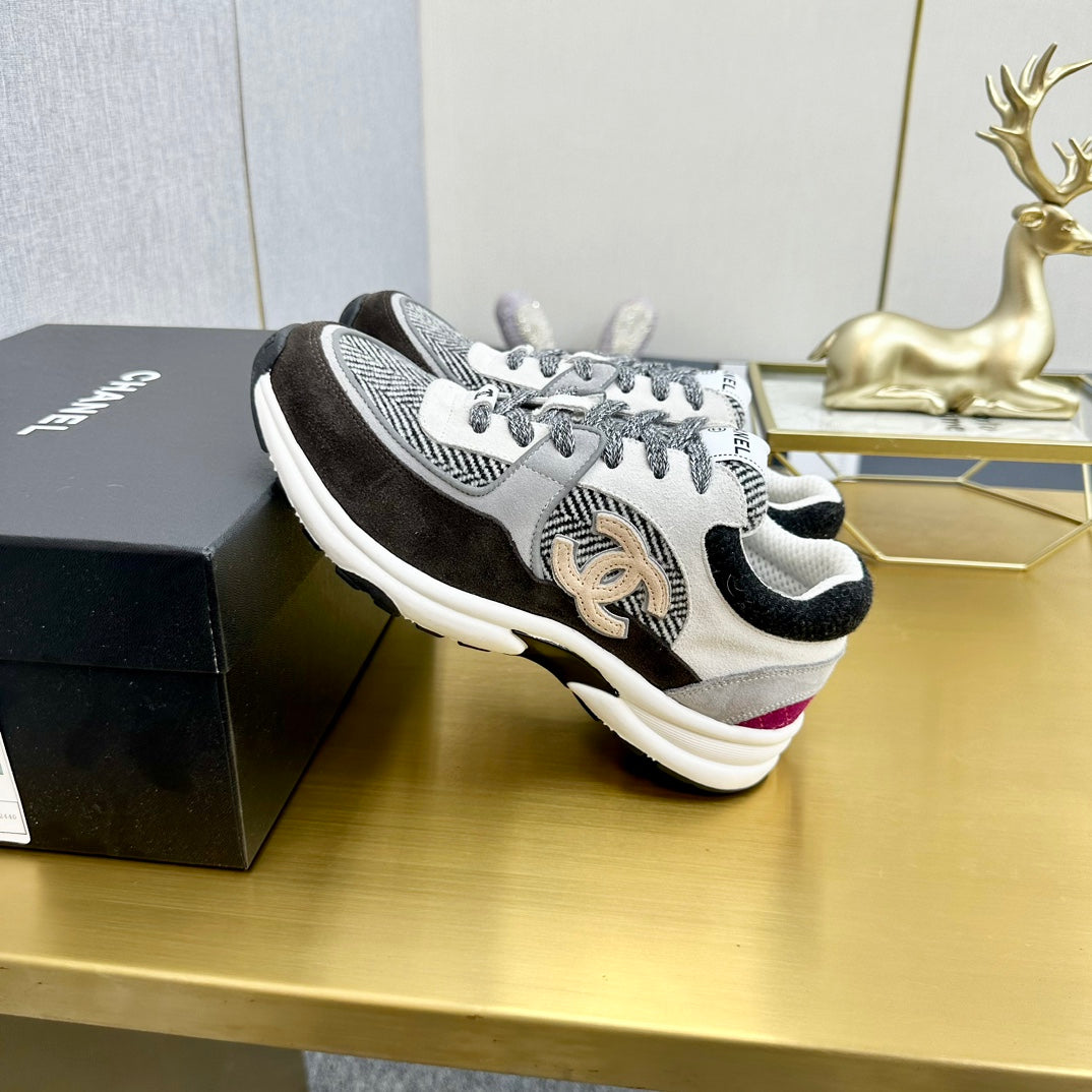 CC 2026 Casual Sneakers Black Gray Suede Canvas 668054