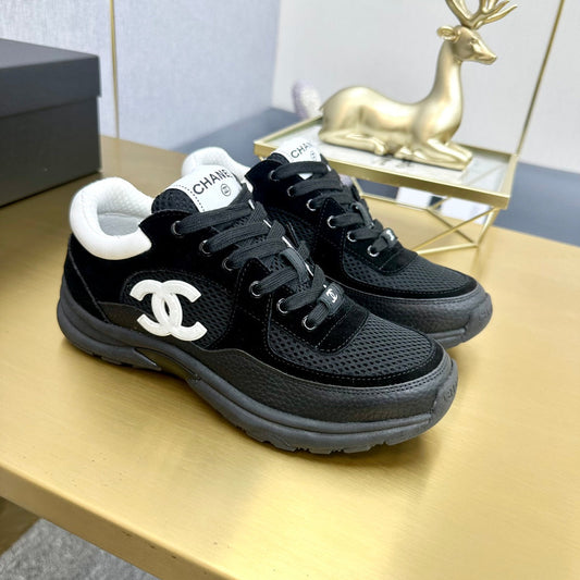CC 2026 Casual Sneakers Black Suede Cowhide 668067